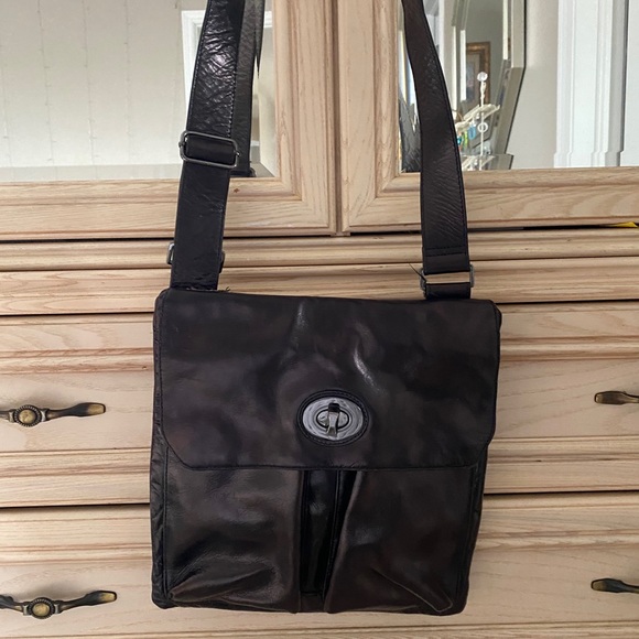 DANIER Patent Leather Metallic Crossbody Bag - Picture 1 of 12